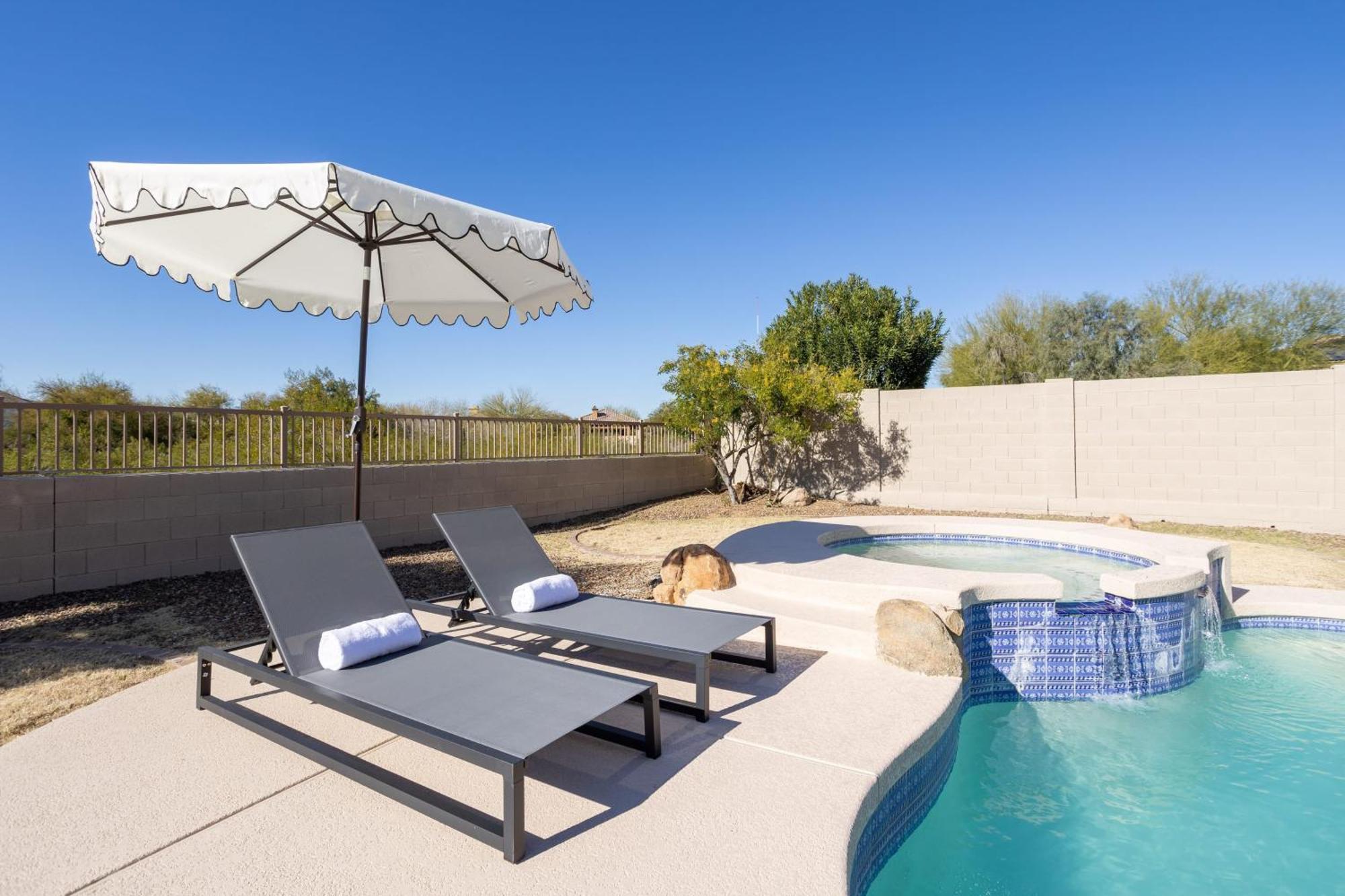 Aviano By Avantstay Phoenix Is Calling W Pool Hot Tub Game Room Exterior photo